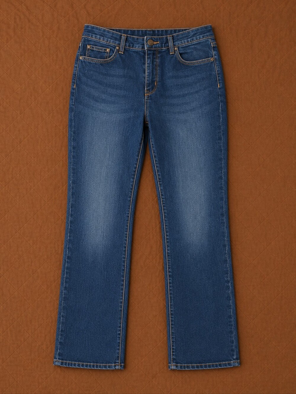 Liz Claiborne Straight Leg Jeans in Medium Blue Wash